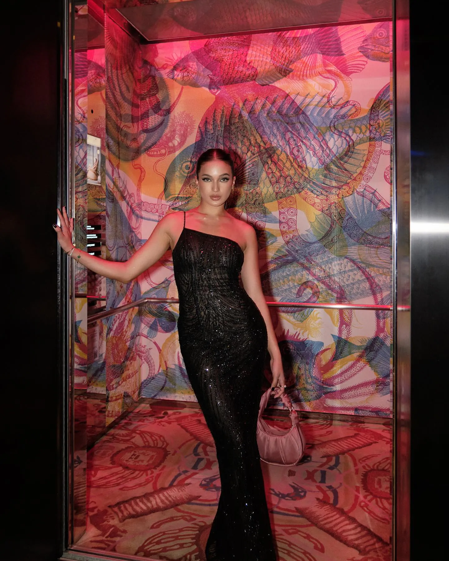 Sarah Lahbati - sarah-lahbati-sexy-33.webp